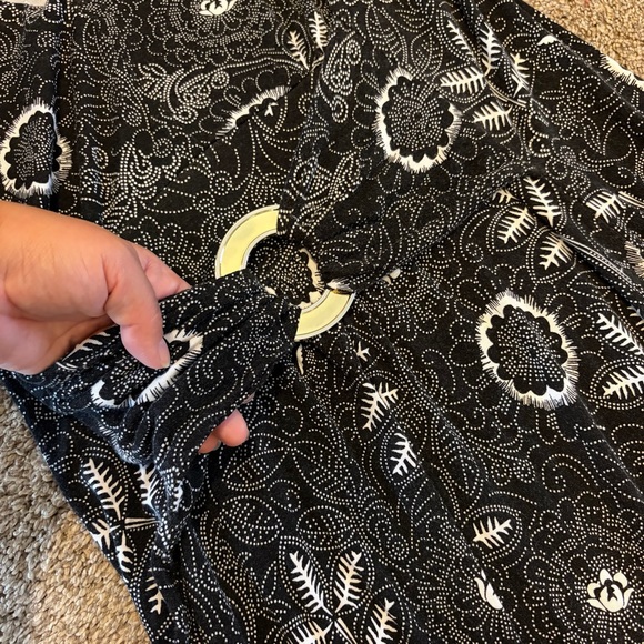 Liz Lange Women’s Black and White Patterned Maxi Dress Size PL - Picture 5 of 11